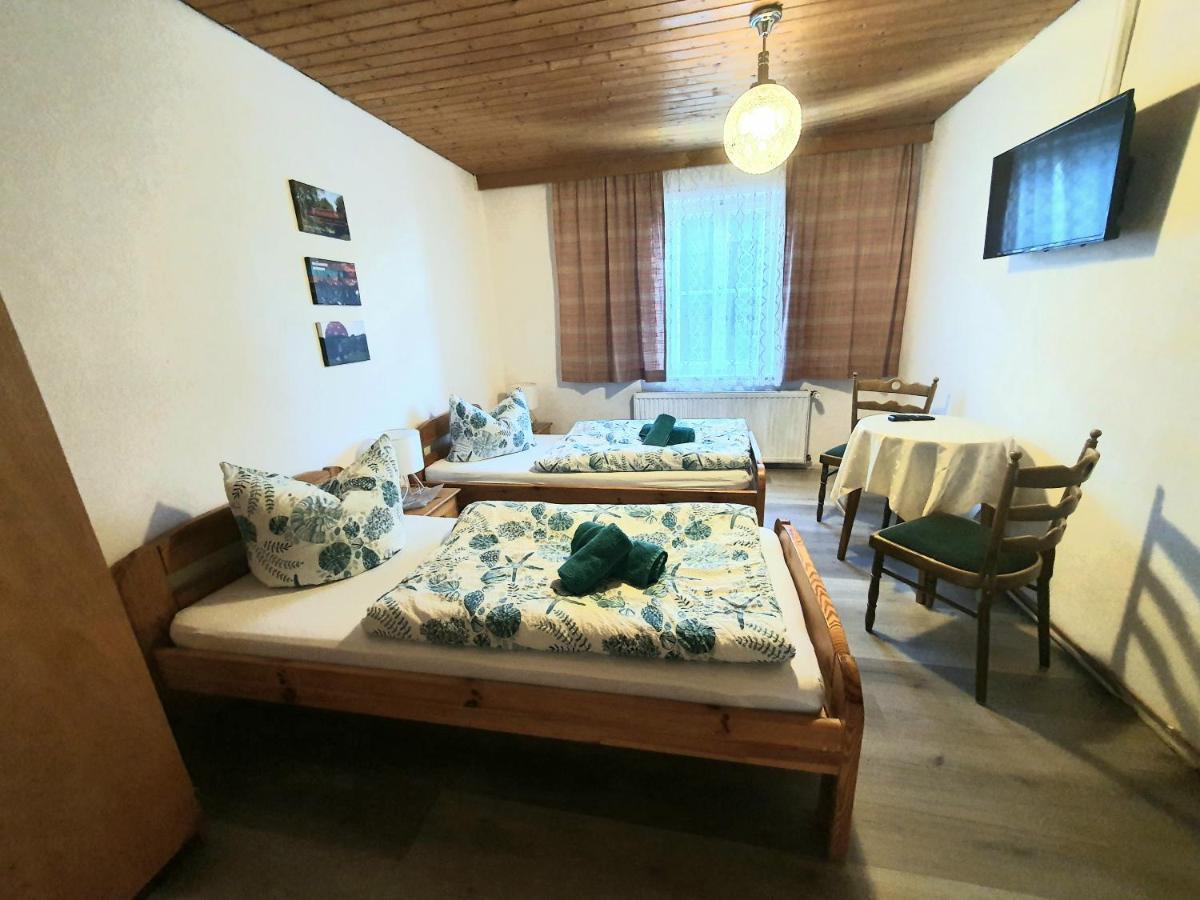 Gaestehaus Weisses Lamm - Monteurzimmer Nordhalben Eksteriør bilde